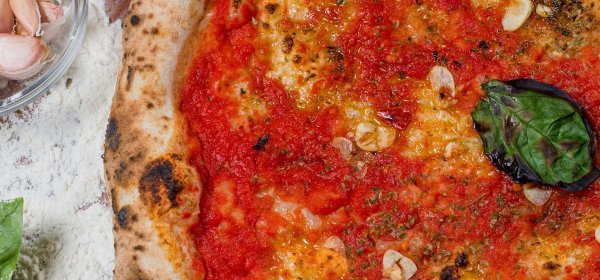Pizza marinara